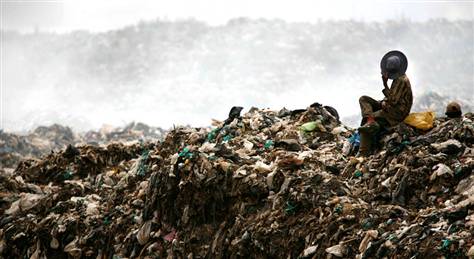ToxicLandfill Our garbage poising the planet