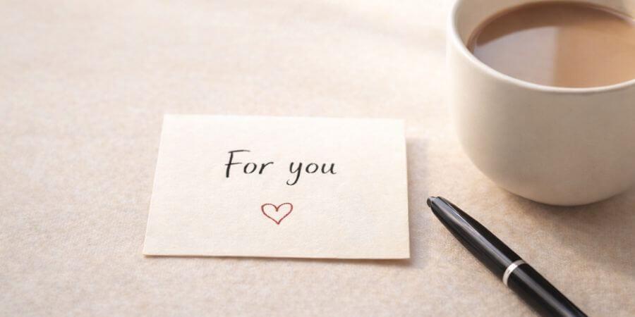 Real Love Notes: Tiny Messages That Brighten Someone’s Day